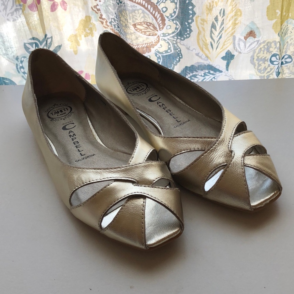 Jeffrey Campbell Tahiti Gold Peep Toe Flats 6.5